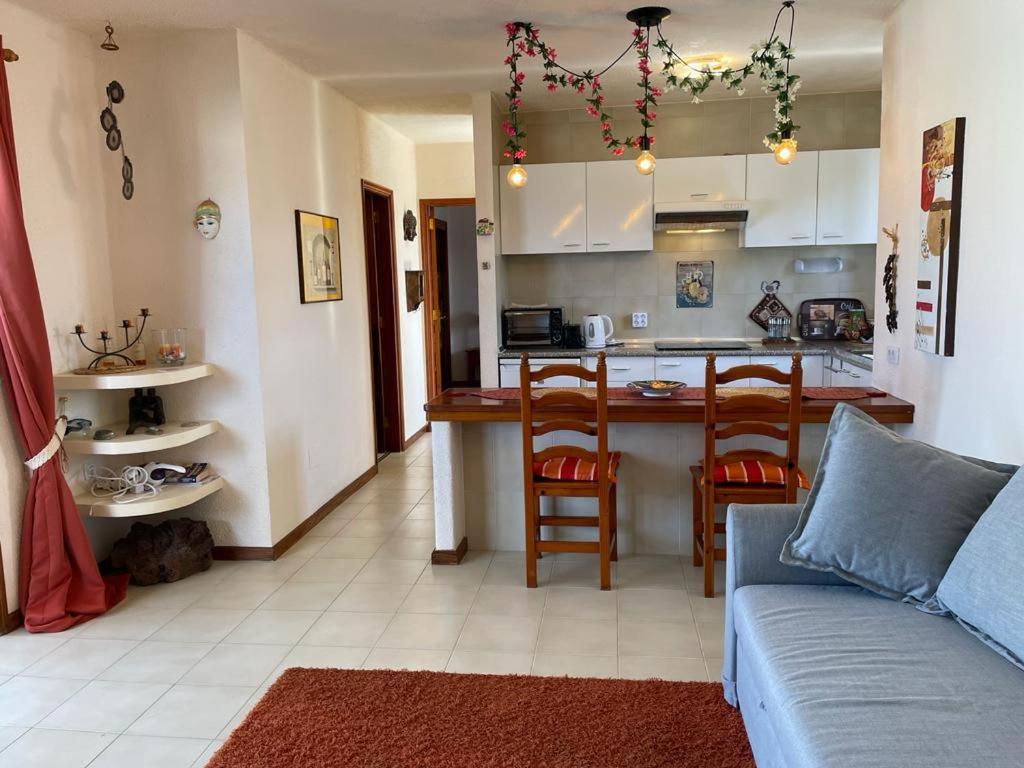 The White Dragos With Ocean View - Ac - Private Pool Apartment Tias Luaran gambar
