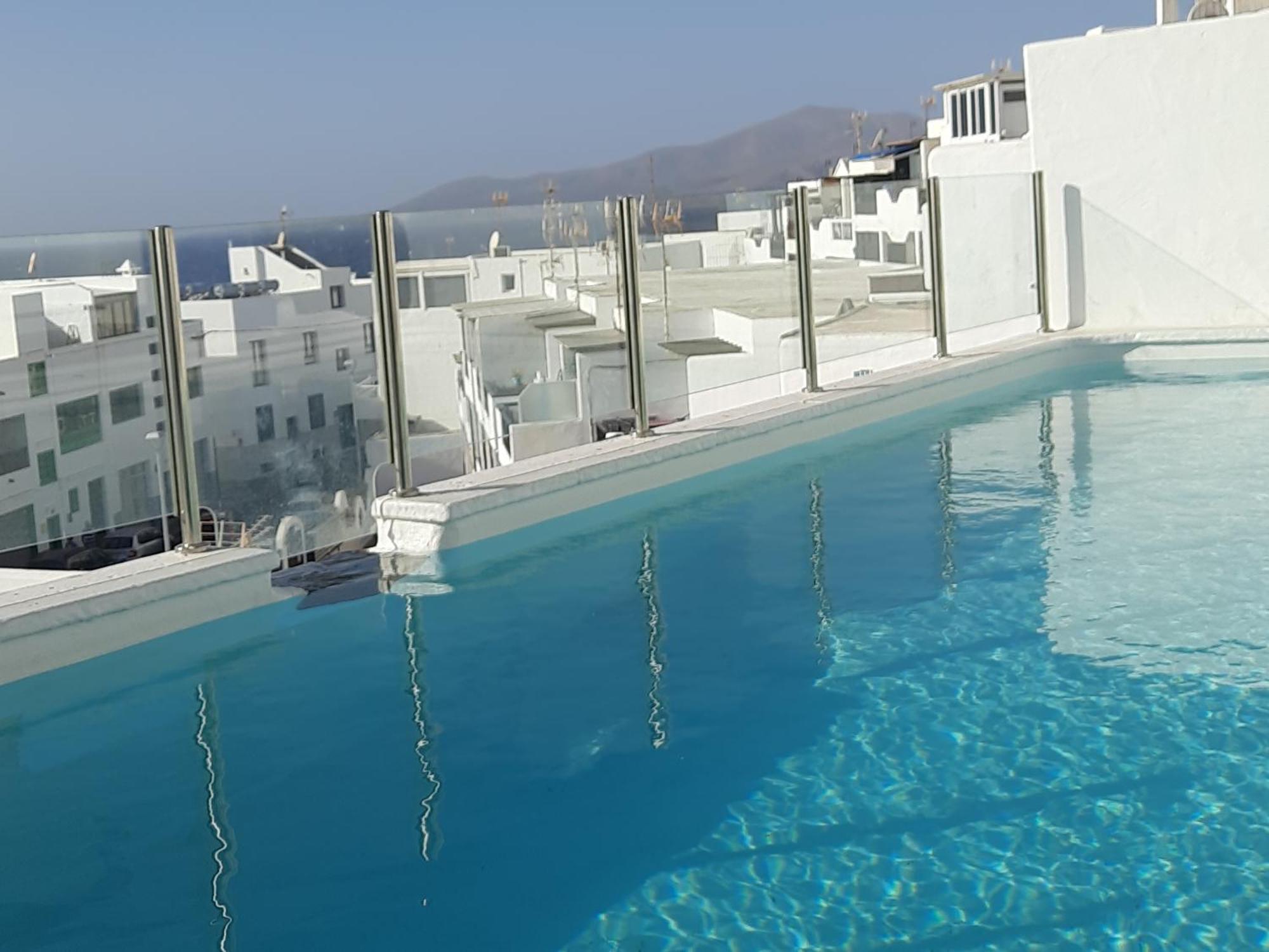 The White Dragos With Ocean View - Ac - Private Pool Apartment Tias Luaran gambar